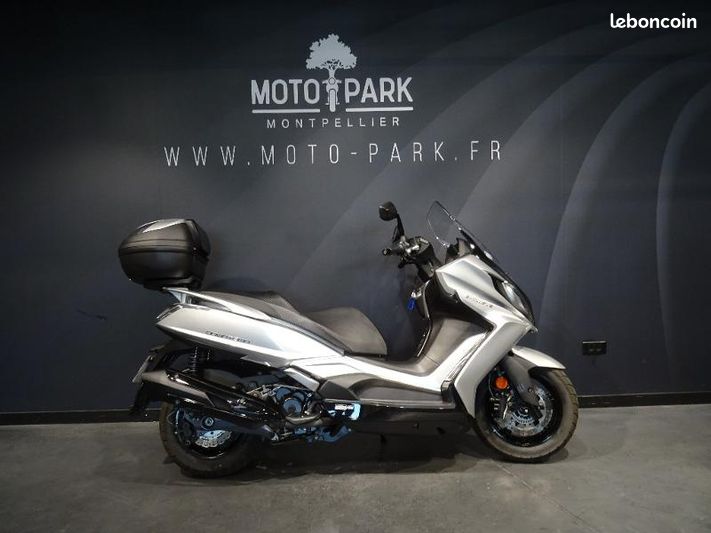 moto Downtown 350 Exclusive TCS ABS