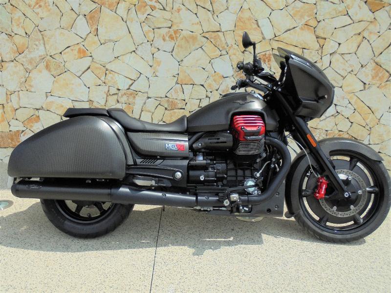moto occasion  1400 MGX-21
