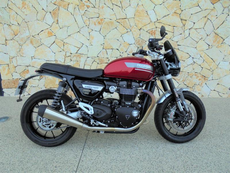 moto SPEED TWIN .