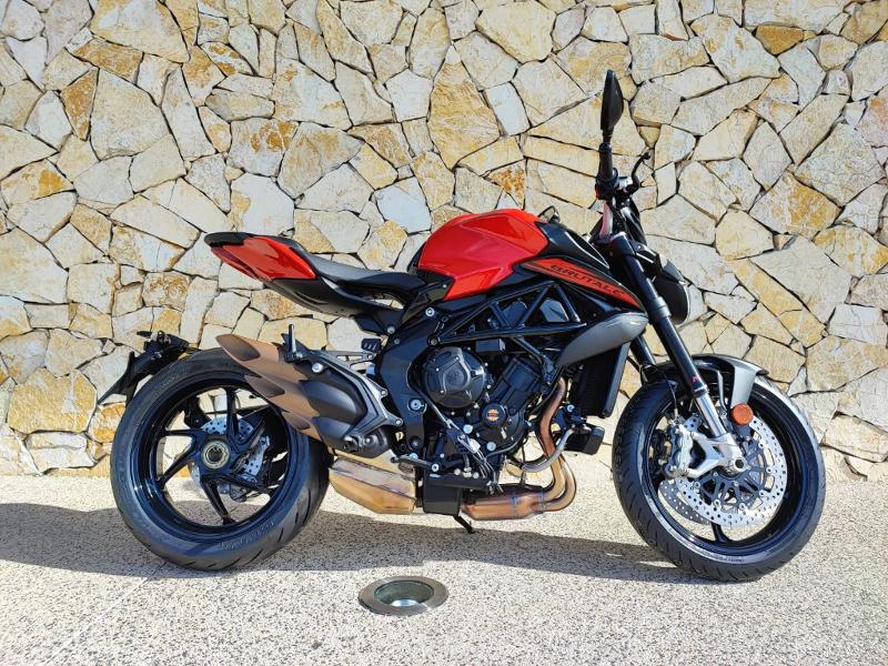 moto BRUTALE R DISPONIBLE 156 € / MOIS EXISTE EN VERSION A2