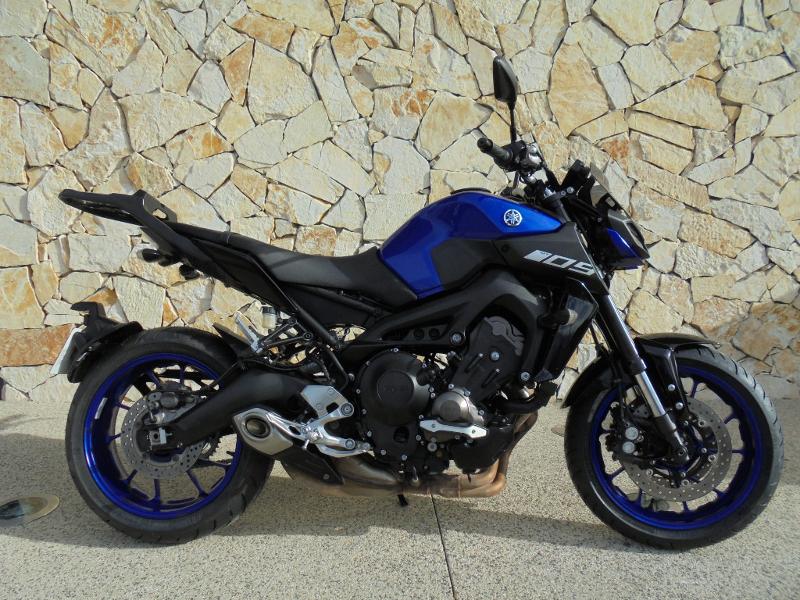 moto YAMAHA MT  09 NR